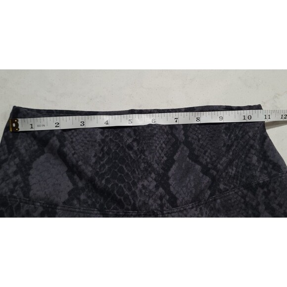 Express One Eleven Snakeskin Print Gray Leggings Gym Yoga Excercise Run XS NWOT - Picture 5 of 12